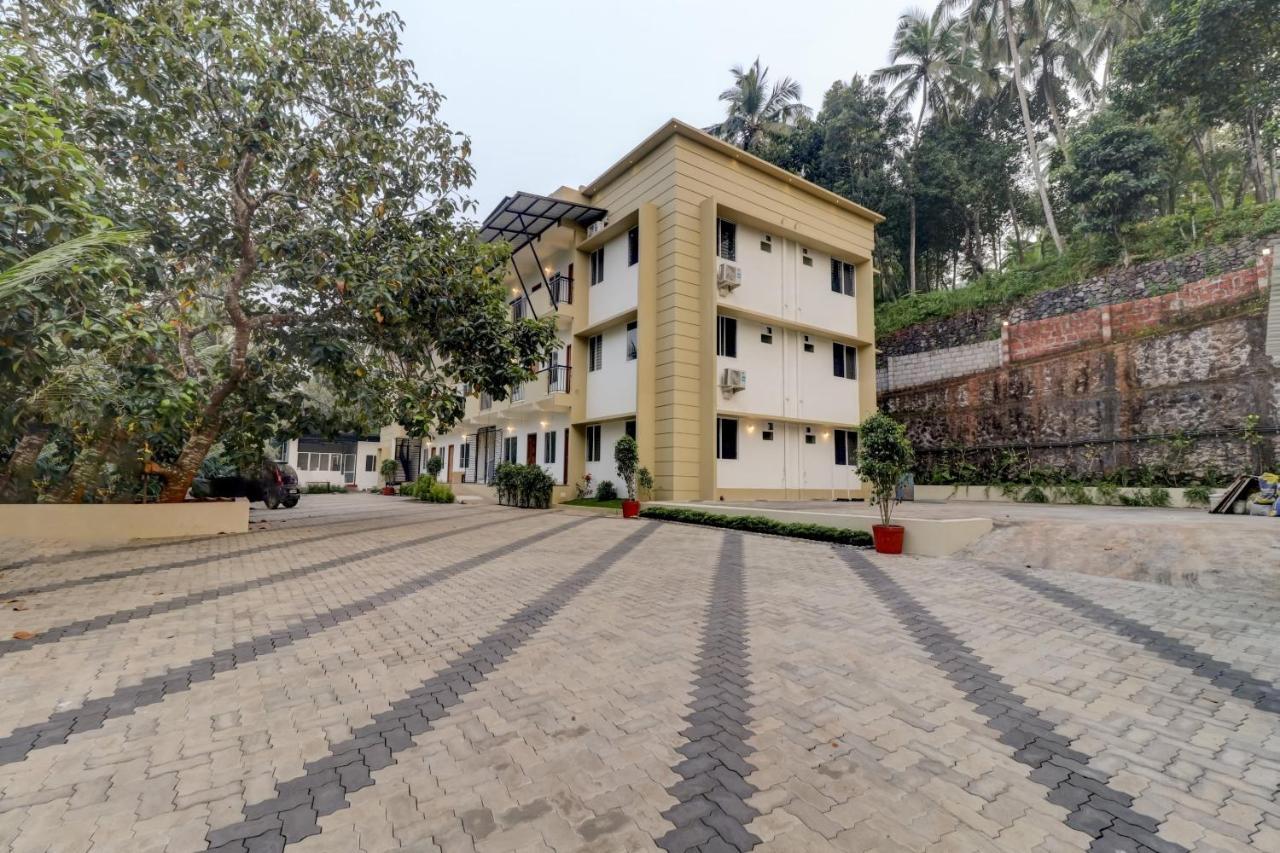 Oyo Home 78041 Luxurious Stay Sastha Homes Kozhikode Ngoại thất bức ảnh